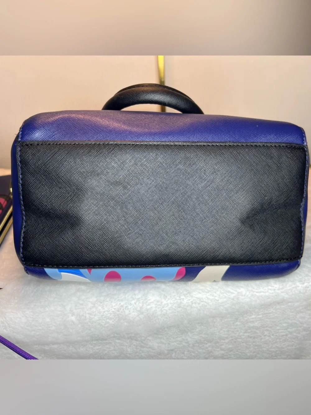 Loungefly Snow White Satchel/crossbody and wallet EU - Picture 6 of 11